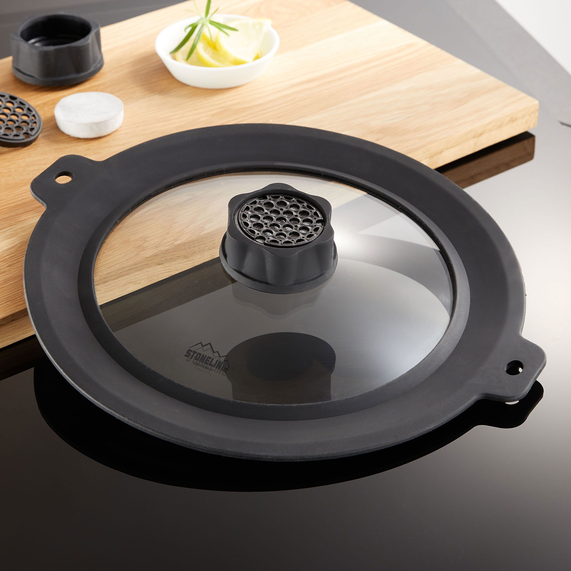 Tapa Universal 22/24/26/28 con Función SMELL WELL y 2 Juegos de Recarga | Negro