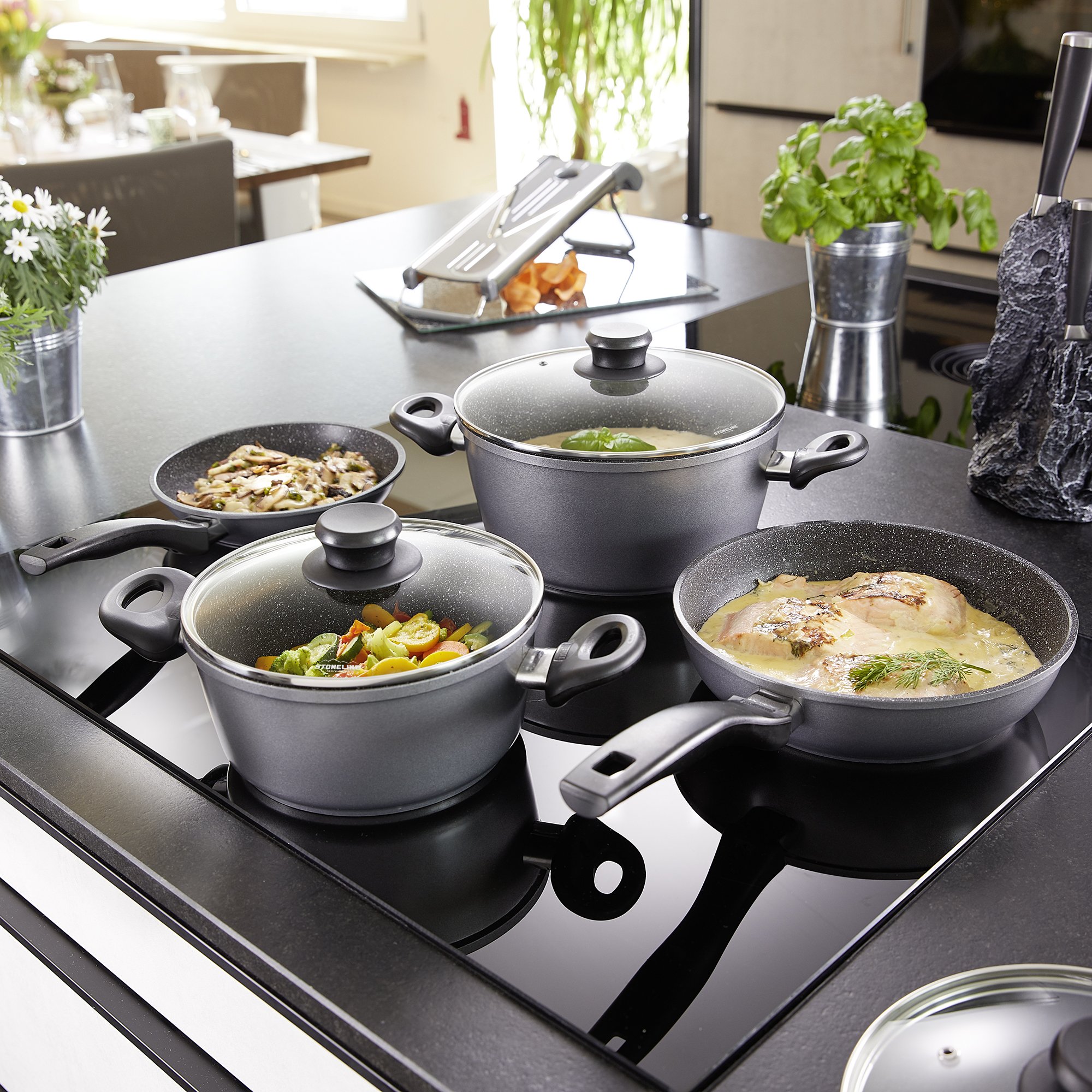 STONELINE® set de 8 ustensiles de cuisine avec couvercles, casseroles et poêles avec revêtement pour induction